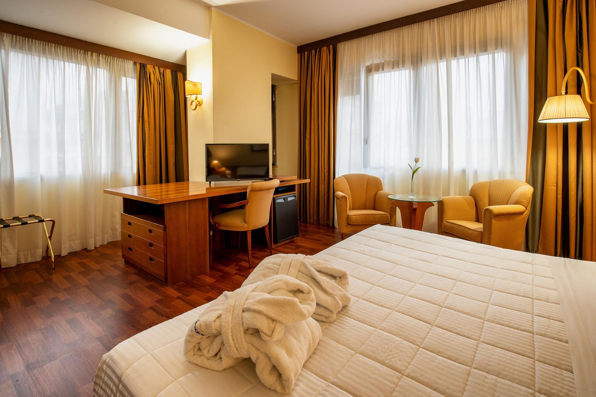 Hotel Royal Palace Messina Exterior photo