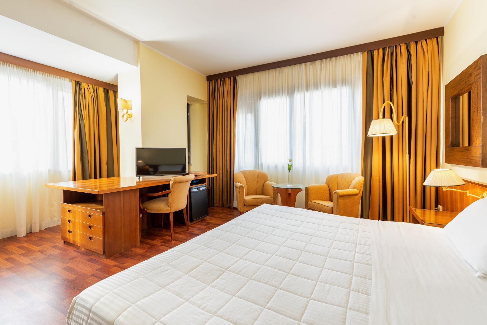 Hotel Royal Palace Messina Exterior photo